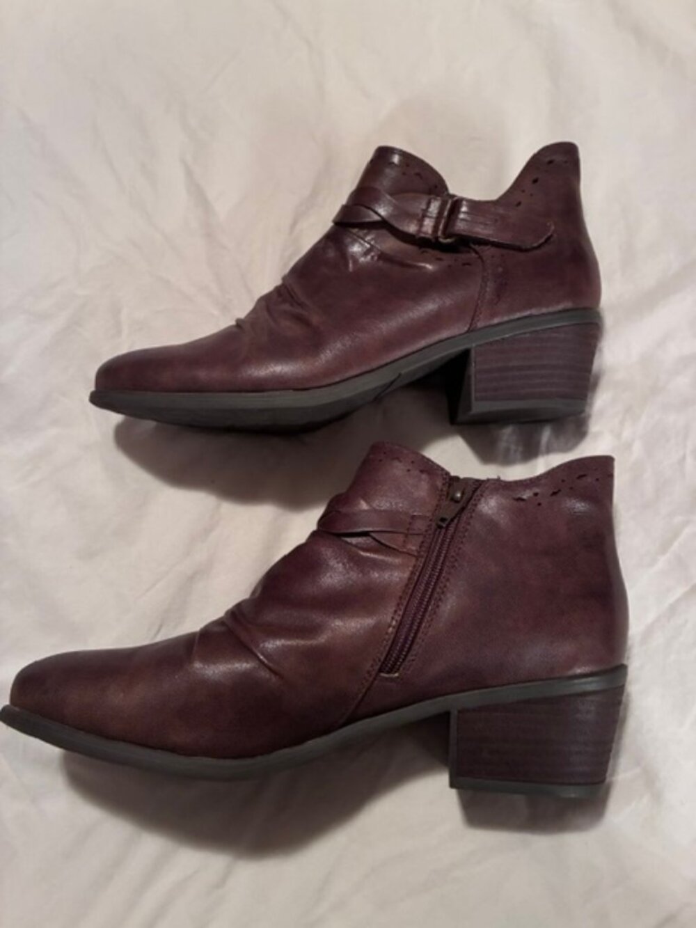 NWOB Baretraps Bianca Brown Ruched Ankle Bootie Stacked Heel 11M New